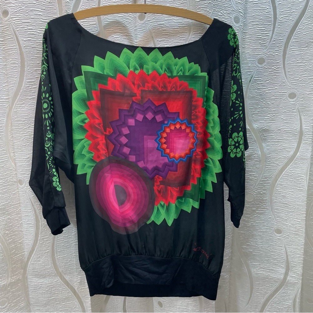 Desigual Dolman Sleeve Top Womens S Black Green Mandala Graphic Need Repair